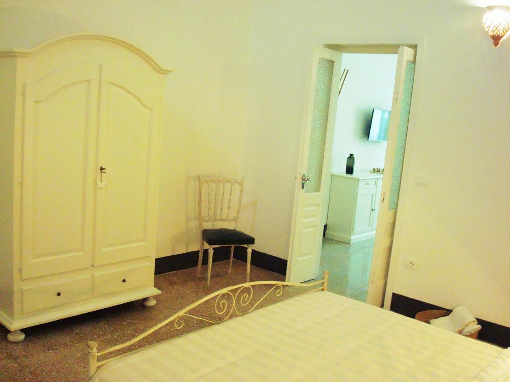 A Casa Di Vivi Hotell Martano Eksteriør bilde